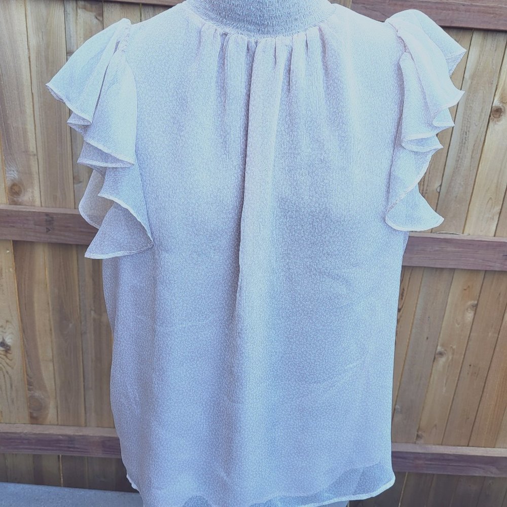1. STATE women's soft pink flowy top MEDIUM